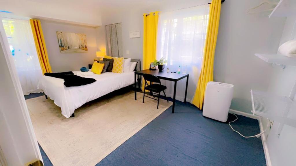 Entire 2-Bed Private Apt - Ewr/Nyc/Outlet Mall Newark Exteriér fotografie
