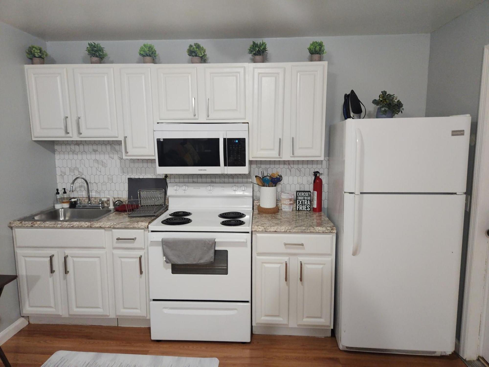 Entire 2-Bed Private Apt - Ewr/Nyc/Outlet Mall Newark Pokoj fotografie